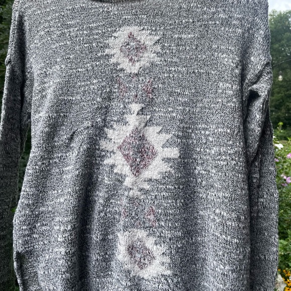 Hollister Soft Knit Sweater - Picture 2 of 5